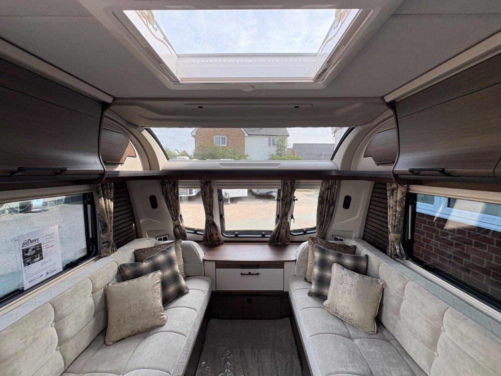 /photos/9236/58a1d5b9-2a31-a973-dd6b-45ad0618c768_i1000x750.jpg