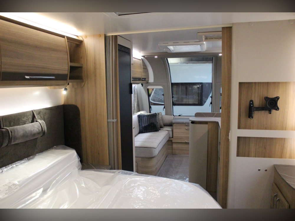 /photos/9236/67162780-3e6e-bed9-a6e7-05c3b814422b_i1000x750.jpg